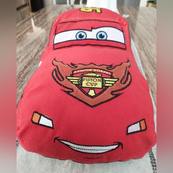 Flash McQueen Pillow car🏎️ 45cm - Picture 7 of 10